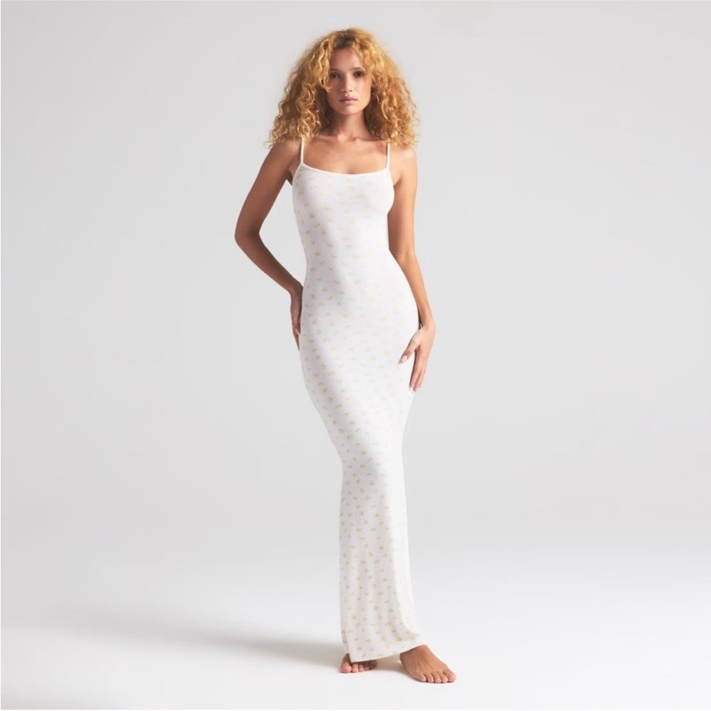 SKIMS NWT Soft Lounge Slip Dress - Marble Garden Print XSMALL